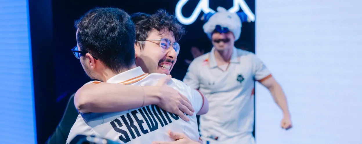 LPL与S15 Worlds对战相关图片